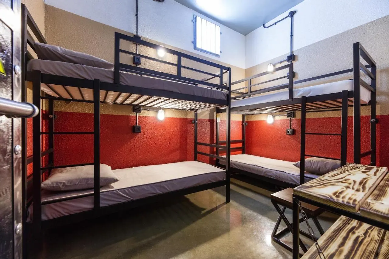 קייב Hostel Prison 0*,  אוקראינה