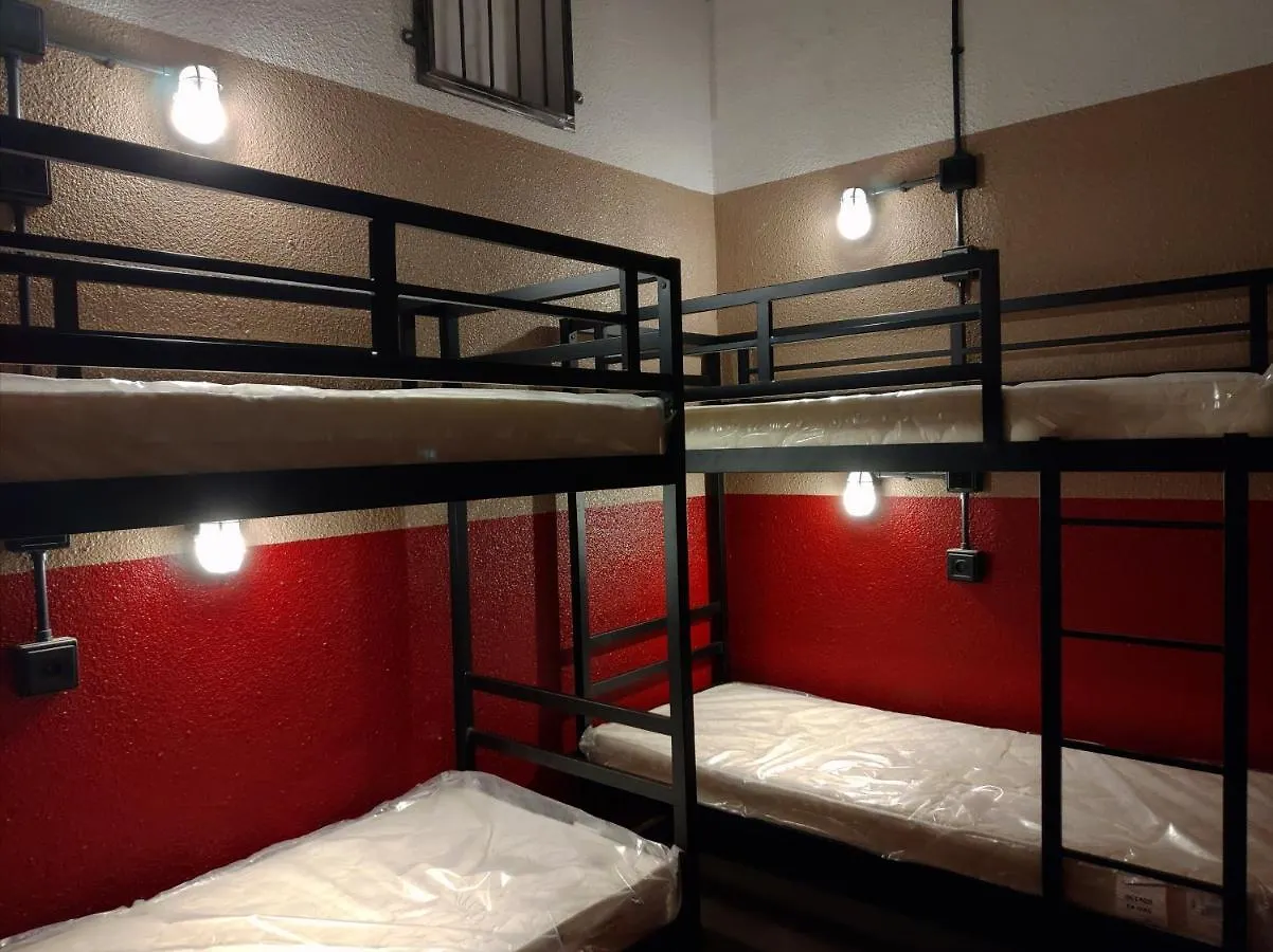 קייב Hostel Prison אוקראינה