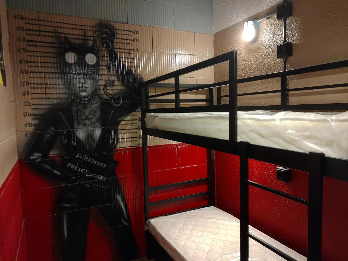 קייב Hostel Prison